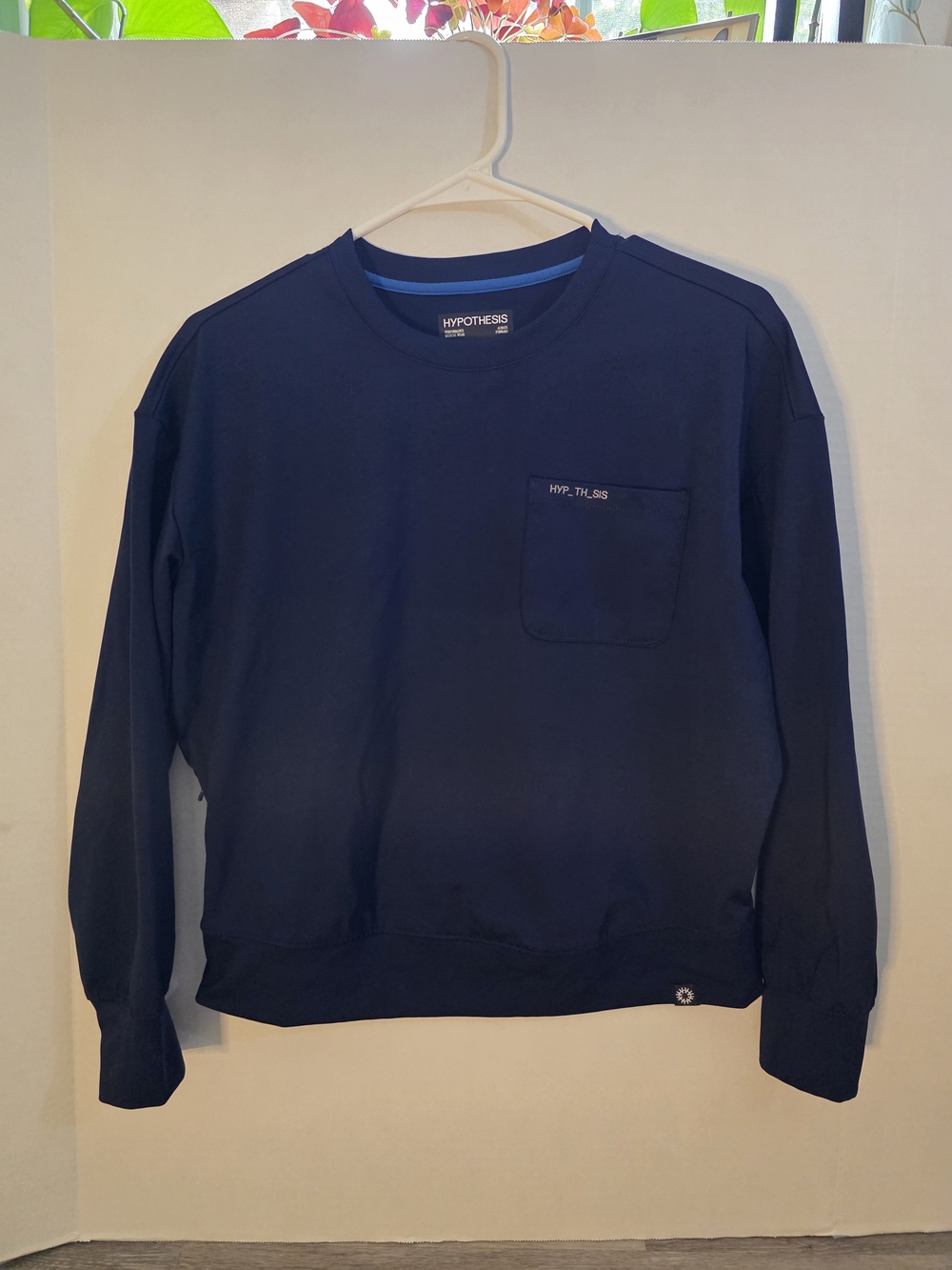 Hypothesis Omni Base Women's 2-Pocket HYPERX KNIT Crew Neck Scrub Pullover
